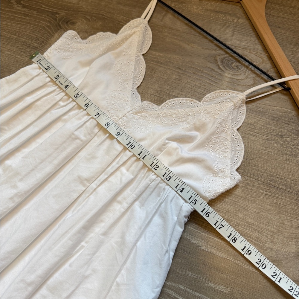 Abercrombie & Fitch White Eyelet Dress-size M - Picture 10 of 12
